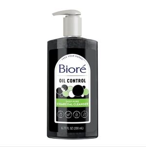 $5 When Bundled - Biore Deep Pore Charcoal Cleanser 6.77 oz